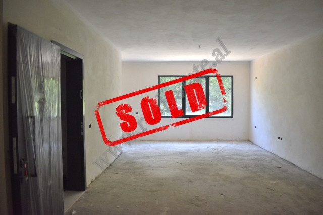 Apartament ne shitje ne rrugen Viena prane rruges Elbasanit&nbsp;ne Tirane.
Ndodhet ne katin e kate